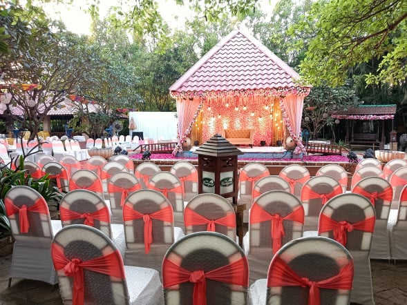 Lawns at Courtyard